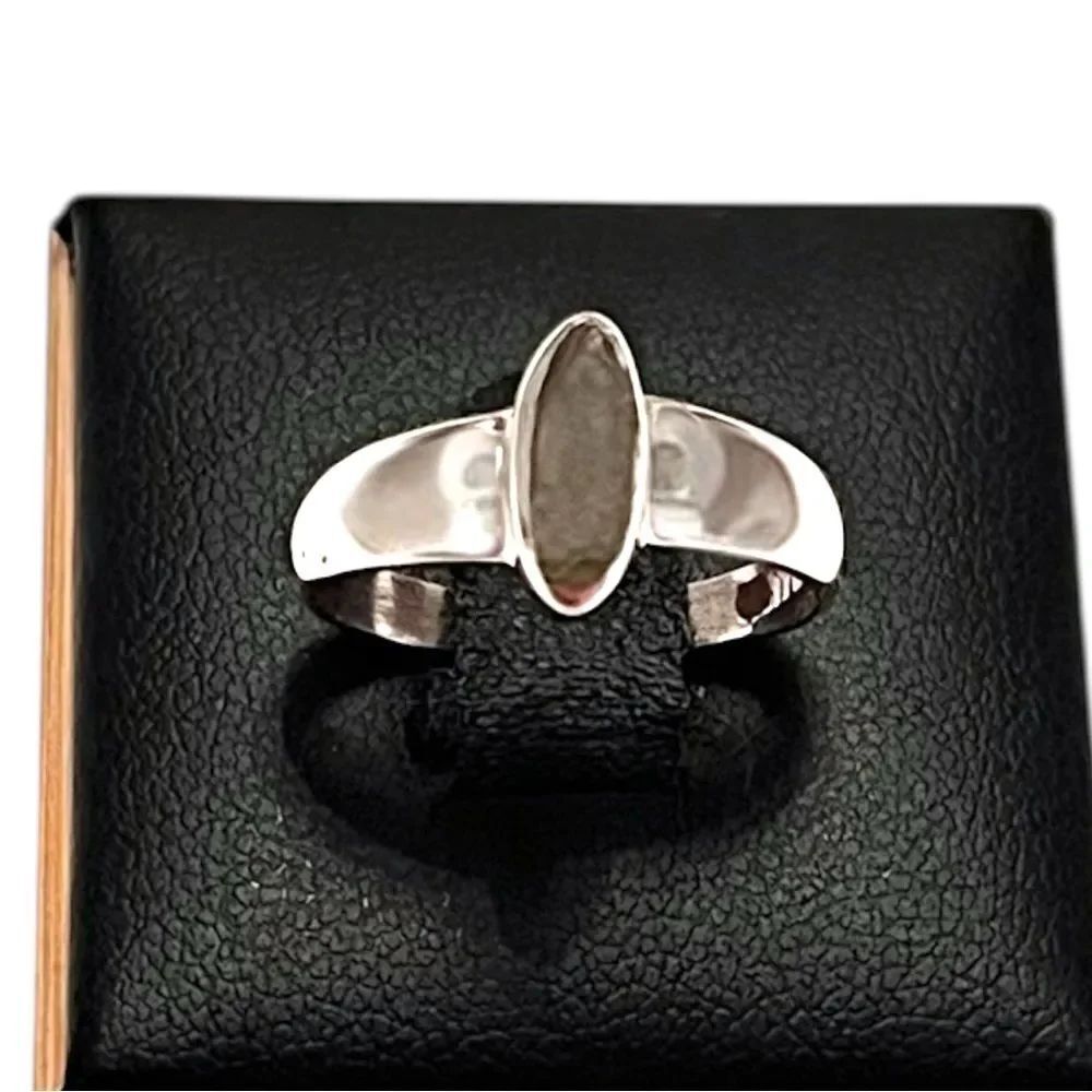 Artisan Sterling Silver Oval Moldavite Ring Size 6